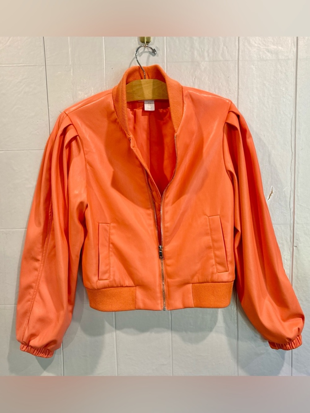 House of Harlow 1960 Vibrant CoralVegan Keather Bomber Jacket Sz S